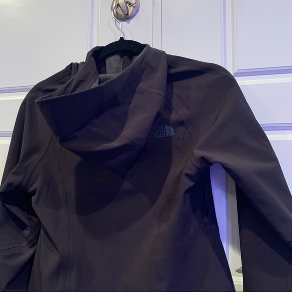 The North Face GTX Waterproof Rain Jacket - Picture 11 of 14